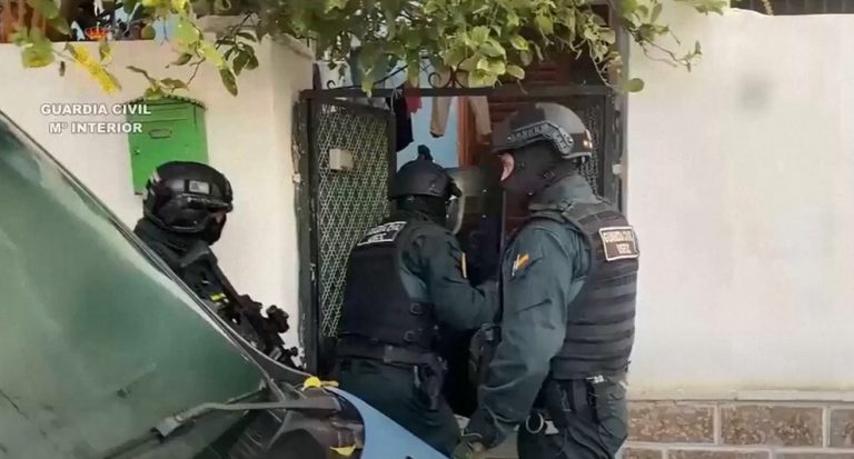 Spagna, smantellata organizzazione di trafficanti di esseri umani