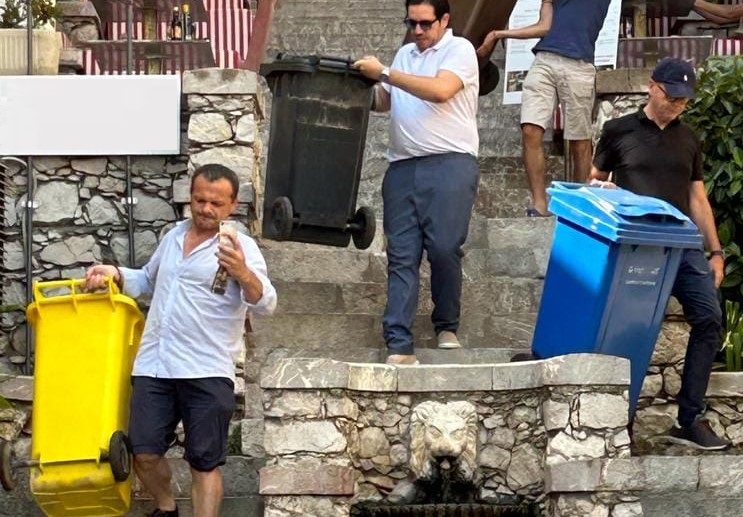 Rifiuti, De Luca: “A Taormina c’è in giro qualche animale che intende fare i dispetti al sindaco…”