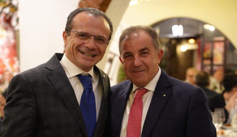 Raneri attacca De Luca e Campagna: “Pensano di essere i padroni del vapore. A Taormina non funziona così” Raneri attacca De Luca e Campagna: “Pensano di essere i padroni del vapore. A Taormina non funziona così”