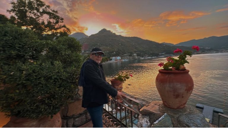 Vasco Rossi a Taormina. Cartolina di un amore: “Cosa non darei per vivere qui”