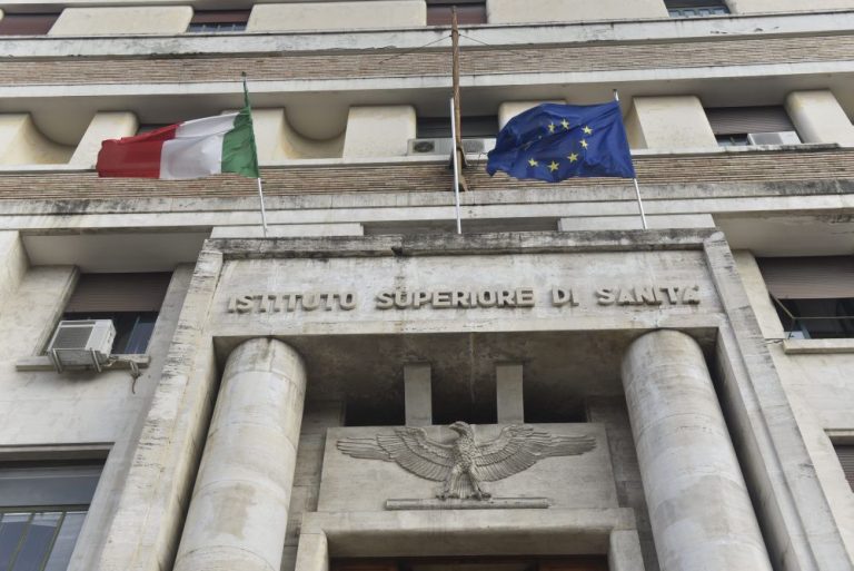 Istituto Superiore di Sanità, in Italia 14 over 65 su 100 hanno una disabilità