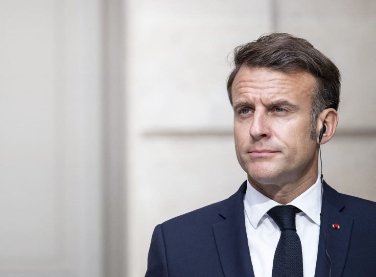 Francia, Macron: “Pronti a partecipare per dare protezione ad Israele”