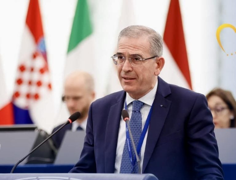 Nuovo Bilancio UE, Falcone: “Correggere una proposta che non convince nessuno”