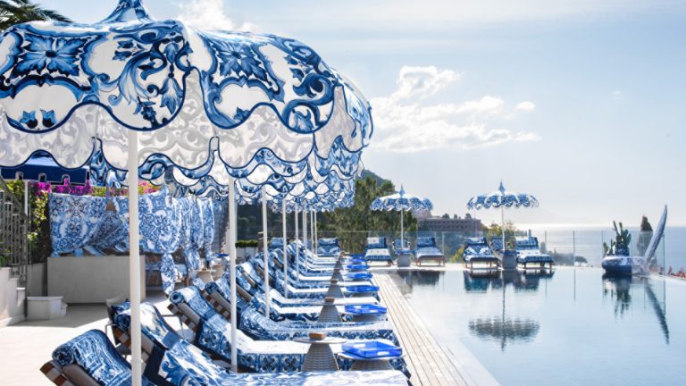 Taormina, San Domenico Palace, un Hotel Four Seasons, rinnova la collaborazione con D&G