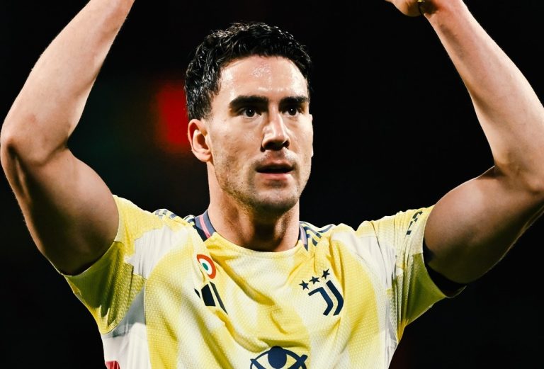 Vlahovic-Juve, riparte la trattativa: il serbo apre al rinnovo