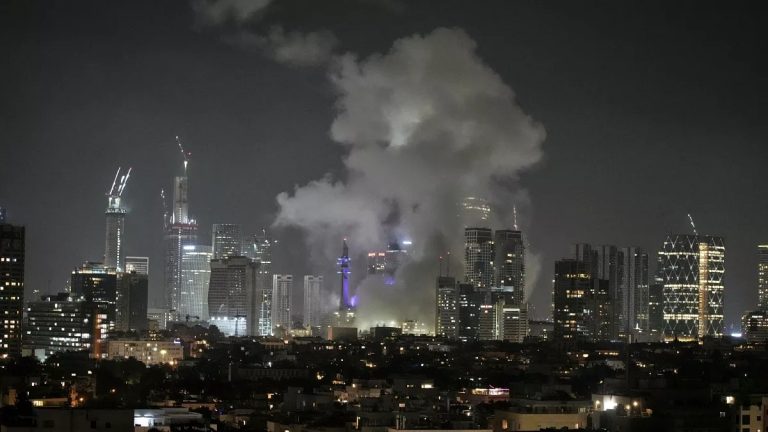 Scambio di attacchi Israele-Iran: vittime da entrambe le parti