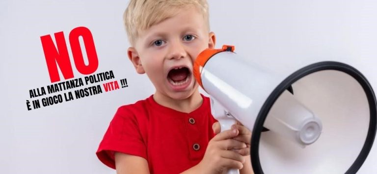 Ccpm Taormina ad un passo dalla fine. Famiglie in presidio: “Basta fare scena, non si gioca con i bambini”