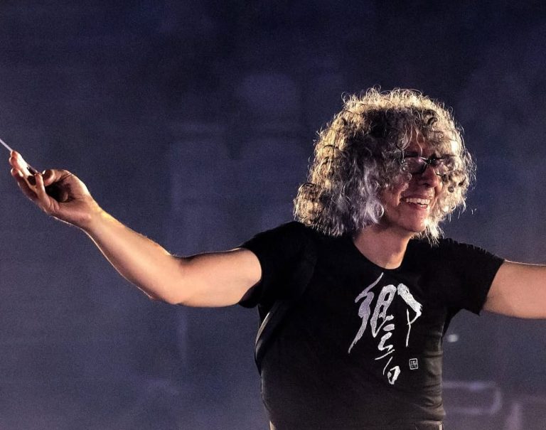Giovanni Allevi incanta Taormina: “Travolto dall’infinita bellezza del Teatro Antico”