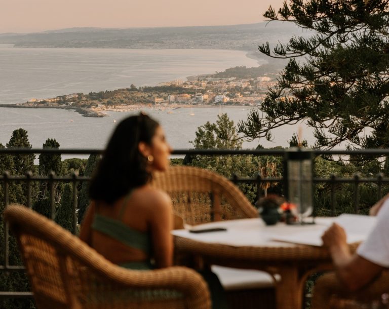 Turismo a Taormina, la crescita non si ferma. Ecco i dati PayTourist: “Nel 2025 un altro record”