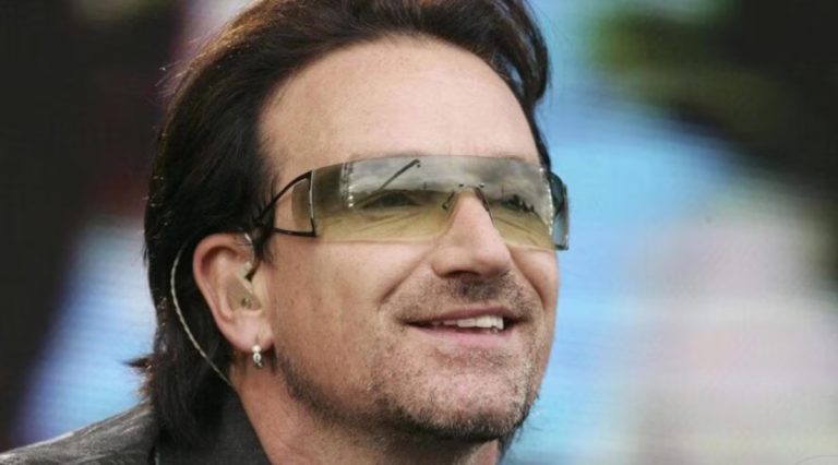 Bono Vox a Taormina, il frontman degli U2 è arrivato con The Edge