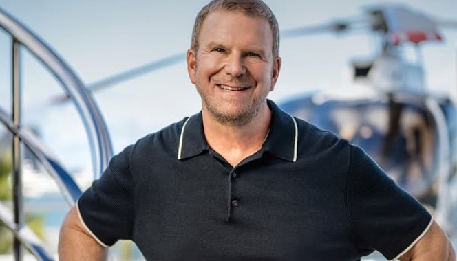 Ferragosto a Taormina per Fertitta: l’ambasciatore USA in rada con il superyacht Boardwalk