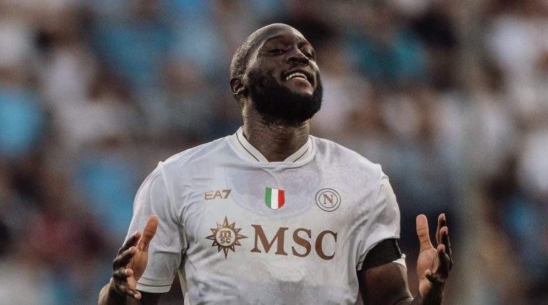 Napoli, Lukaku infortunato: lesione al retto femorale