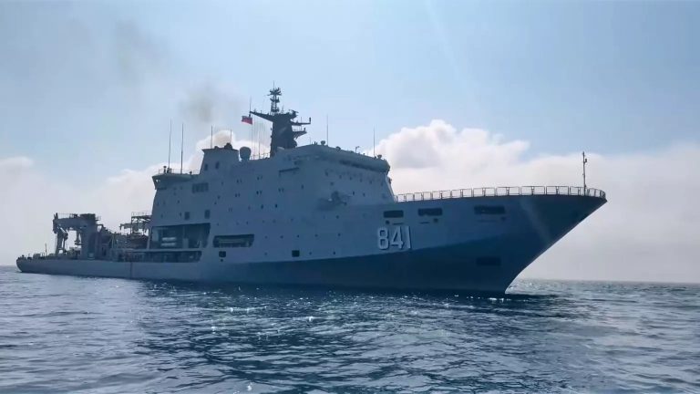 Cina e Russia conducono esercitazioni navali congiunte nel Mar del Giappone