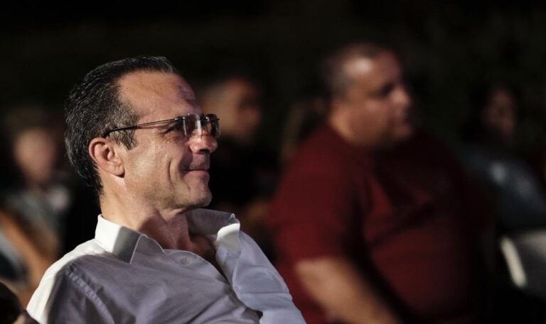 Basile apre il domino di De Luca: ora Puccio a Naxos, poi il colpo di scena a Taormina