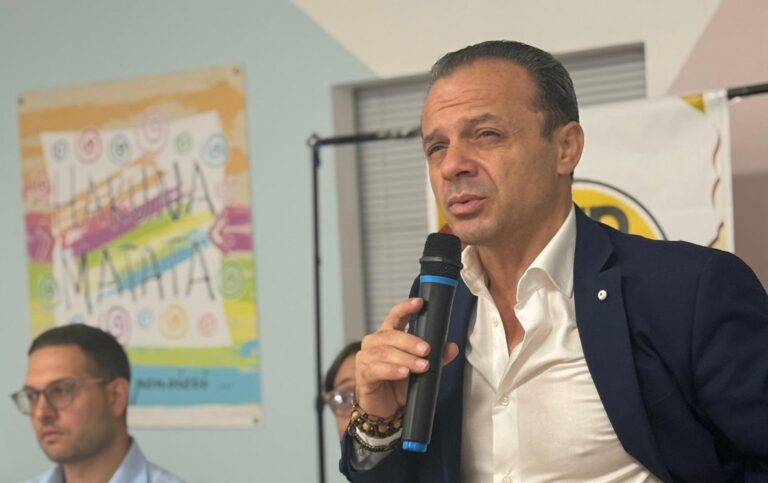De Luca: “Siamo credibili e abbiamo la forza del consenso. Vi spiego la strategia per il Sud”