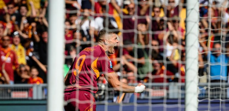 Vola la Roma di Gasperini, 2-0 al Verona e sorpasso alla Juve