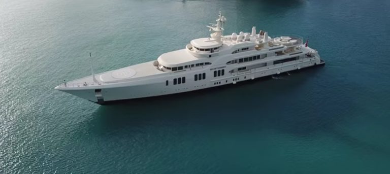 A Taormina il super-yacht da 120 mln costruito per Abramovich