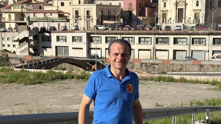 Il sindaco di Taormina va in ferie…