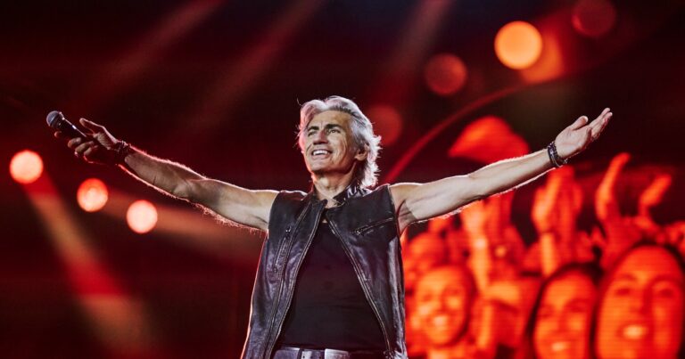 Ligabue, una vita tra palco e realtà