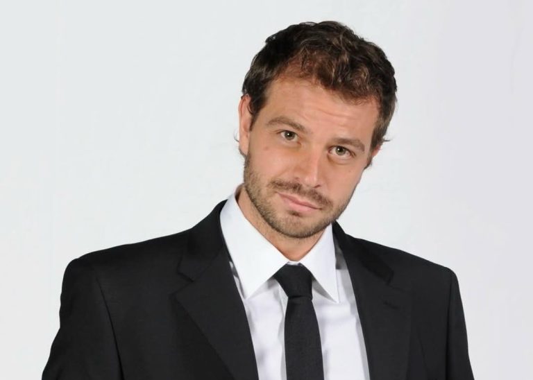 L’ex “Iena” Paul Baccaglini trovato morto a 41 anni, ipotesi suicidio L’ex “Iena” Paul Baccaglini trovato morto a 41 anni, ipotesi suicidio