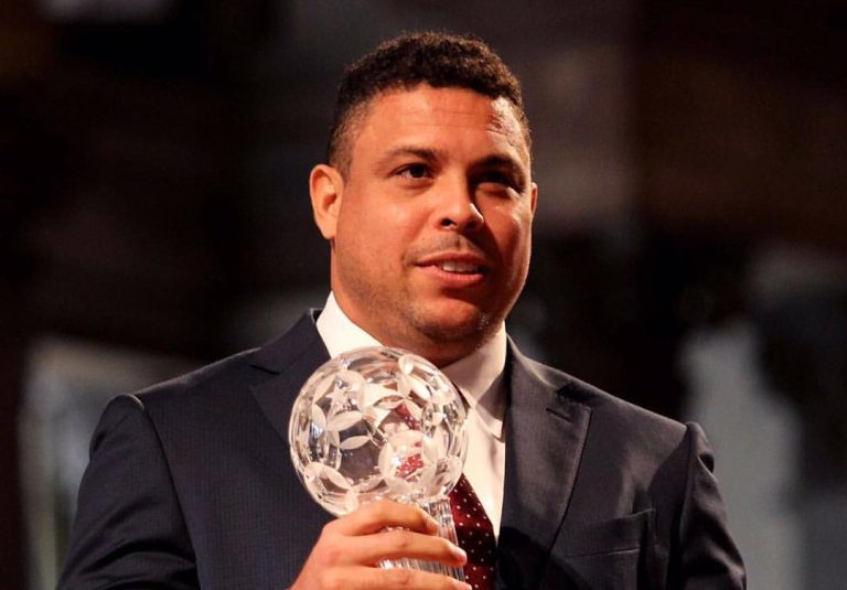 Ronaldo a Taormina: le prodezze del marziano che ha fatto sognare il mondo Ronaldo a Taormina: le prodezze del marziano che ha fatto sognare il mondo