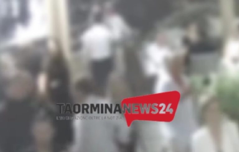 Wunderbar Taormina, le immagini choc dell’aggressione a un cameriere (VIDEO)
