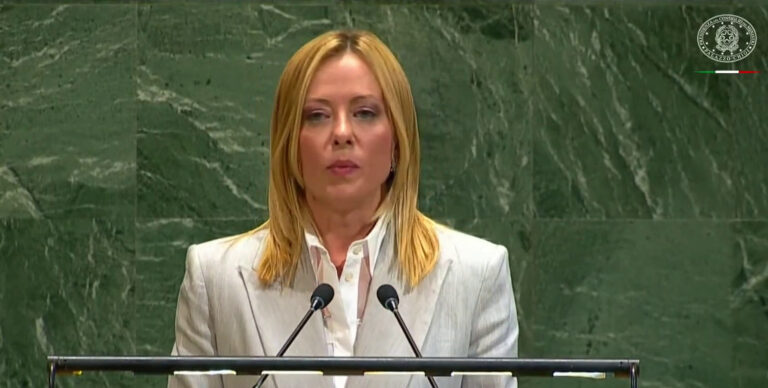 Meloni: “Riformare le Istituzioni”