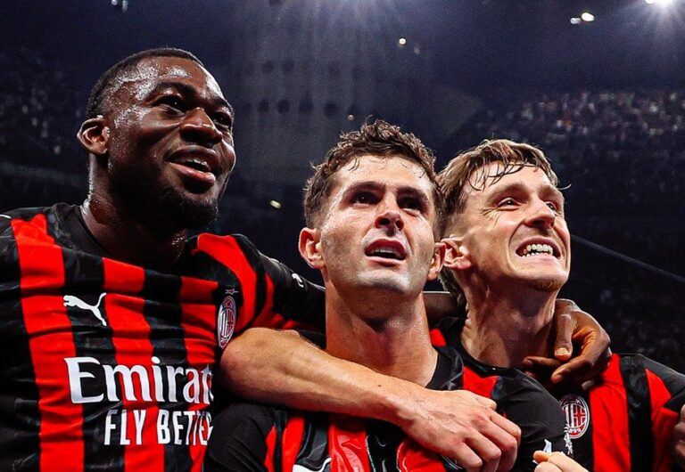 Il big match va al Milan, Napoli ko 2-1