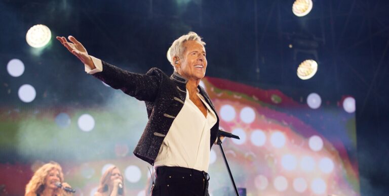 Baglioni annuncia un’altra data a Taormina nel 2026