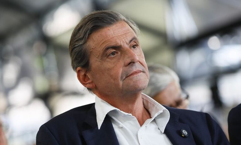 Calenda: “Commissariare Regione Sicilia”