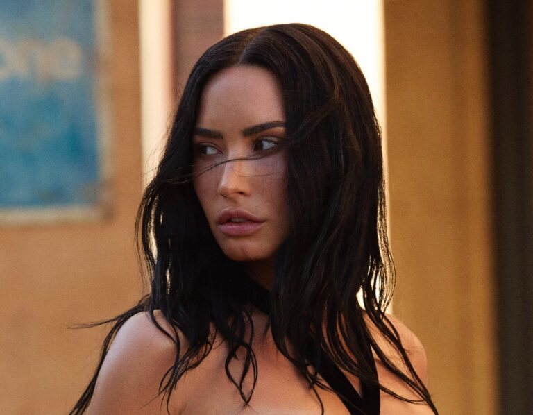Demi Lovato lancia il nuovo singolo “Kiss”