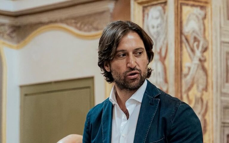 Esplosione a Palermo sotto casa dell’assessore Ferrandelli, nessun ferito. Schifani: “Gesto vile”