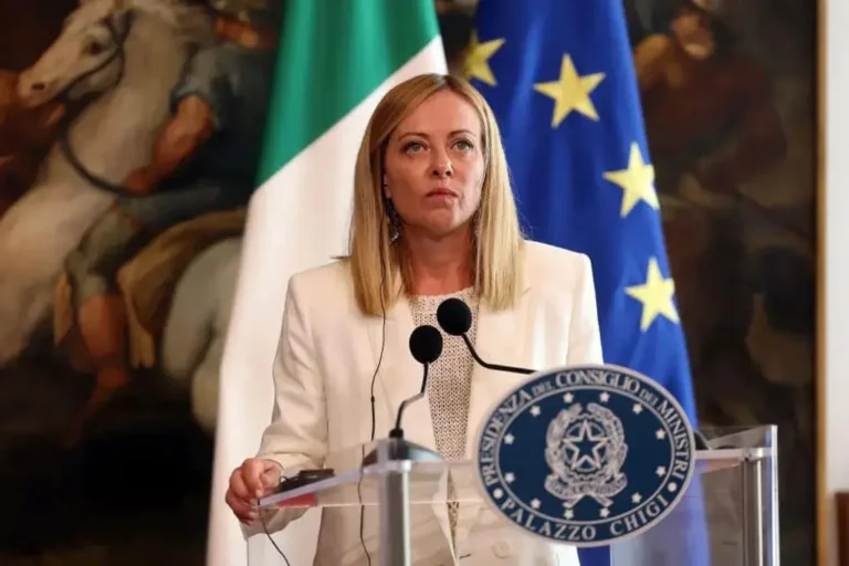 Meloni: “Oggi diventiamo il terzo Governo più longevo, avanti con serietà”
