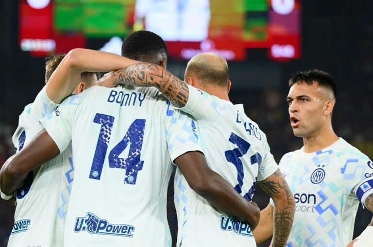 L’Inter vince a Roma, Bonny firma l’aggancio in vetta
