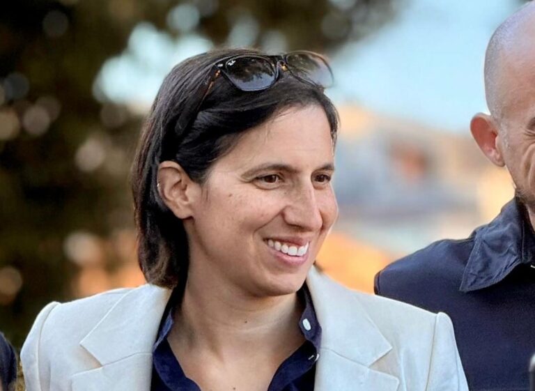 Schlein: “L’Italia merita di più”