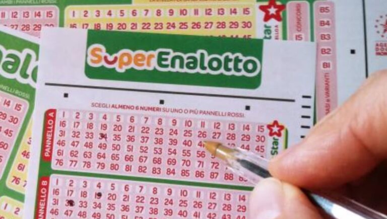 Superenalotto, Taormina fortunata: centrato un “5”