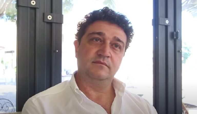 Tinaglia: “De Luca? Come sindaco gli do un 3-” (2 agosto 2020) Tinaglia: “De Luca? Come sindaco gli do un 3-” (2 agosto 2020)
