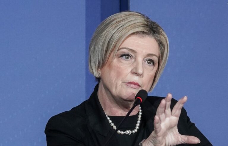 Lavoro, Calderone: “Trasformata politica assistenziale in attiva e di formazione”