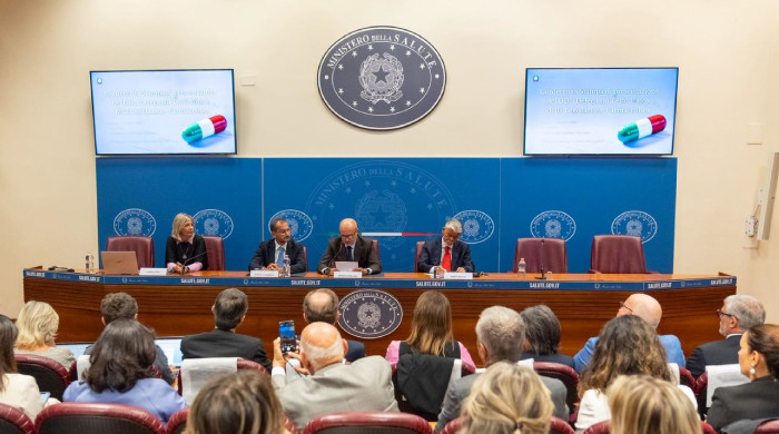 Legislazione Farmaceutica, presentato il Disegno di Legge Delega sul Testo Unico Legislazione Farmaceutica, presentato il Disegno di Legge Delega sul Testo Unico