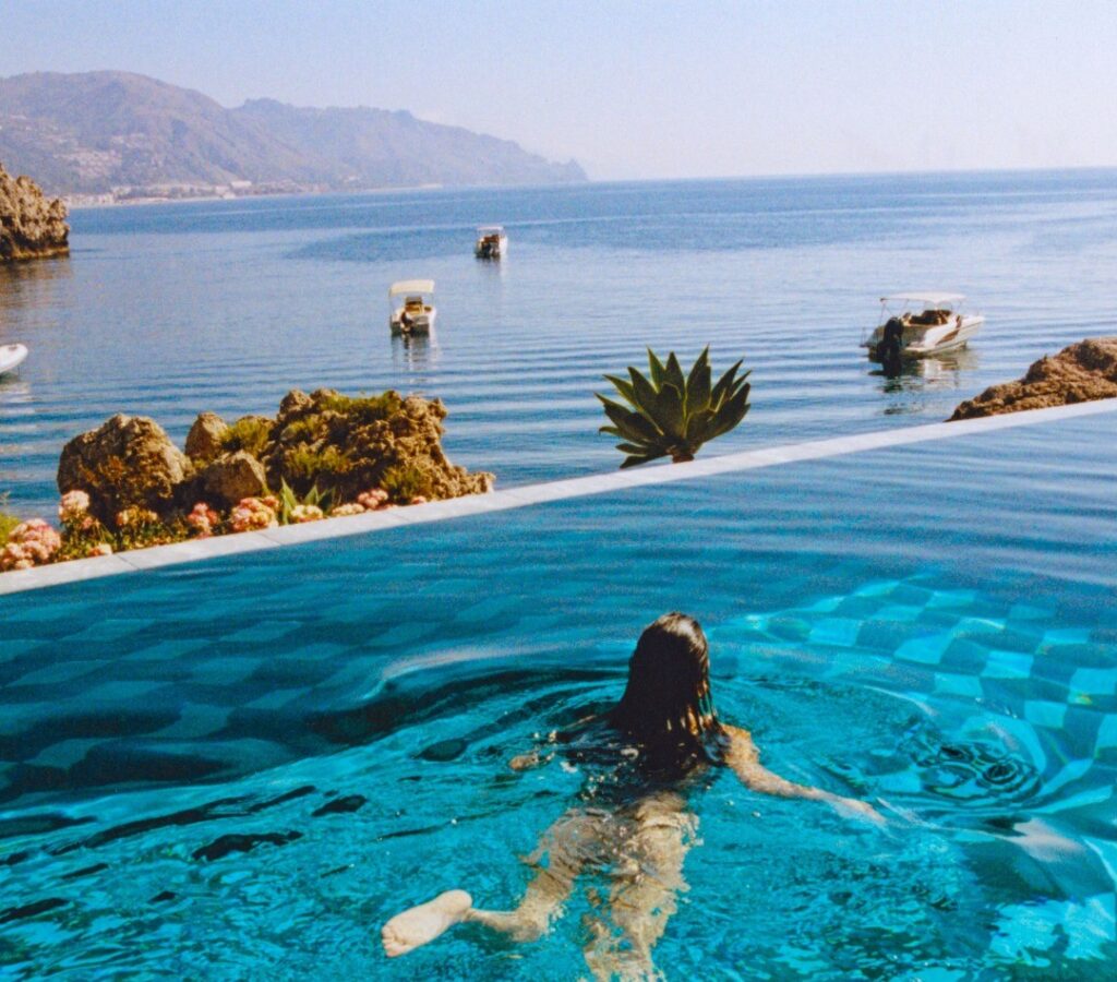 "Readers' Choice Awards 2025", Taormina vince il Best Hotel in Italy con Villa Sant’Andrea 2 lhotel villa santandrea di Taormina