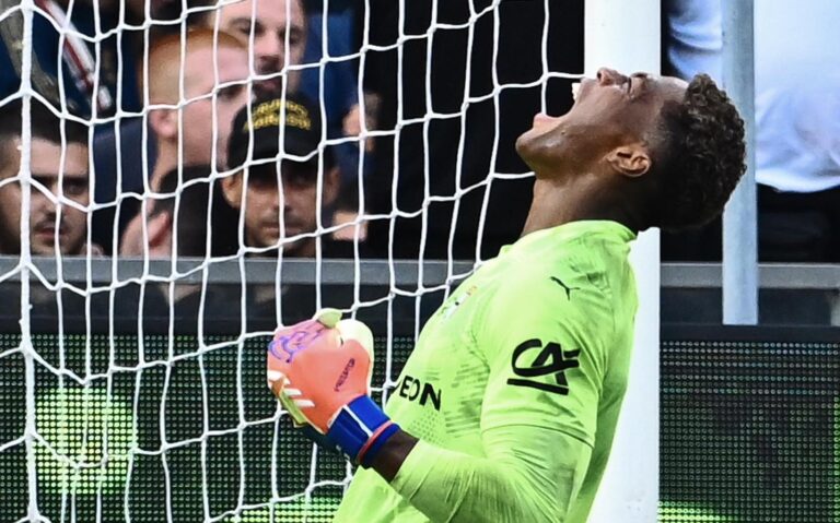 Suzuki salva il Parma in 10, a Marassi è 0-0 contro il Genoa