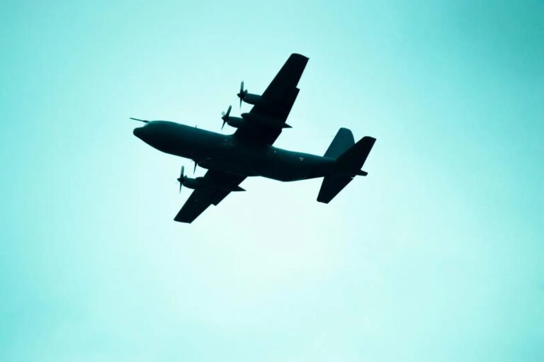 Aereo militare turco con 20 persone a bordo precipita tra Azerbaigian e Georgia