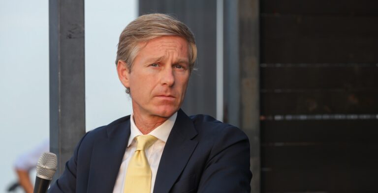 Orsini choc: “Italia si prepara a entrare in guerra con la Russia” Orsini choc: “Italia si prepara a entrare in guerra con la Russia”