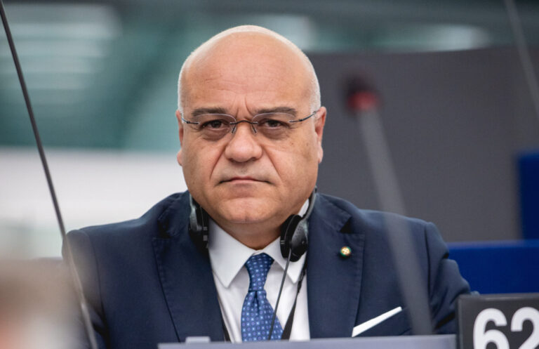 Antoci: “La Regione fa acqua da tutte le parti, tranne dove servirebbe”