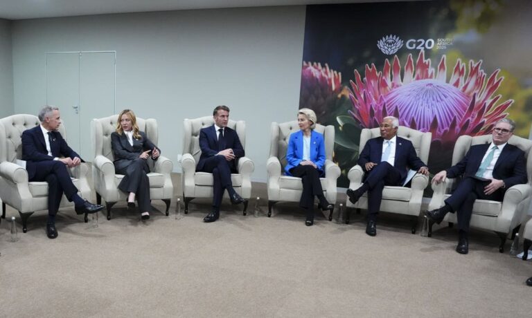 Ucraina, leader G7 e Ue: “Il piano Usa è una base che richiede ulteriore lavoro”
