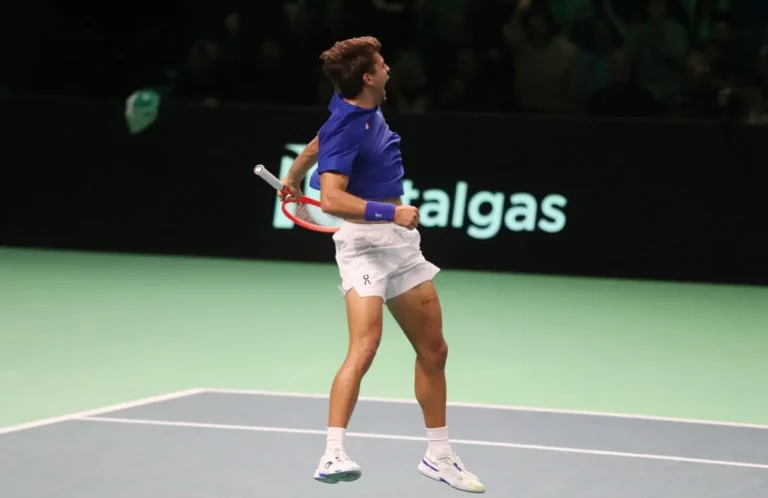 Italia nella leggenda, la Coppa Davis è azzurra per il terzo anno di fila. Berrettini e Cobolli stendono la Spagna