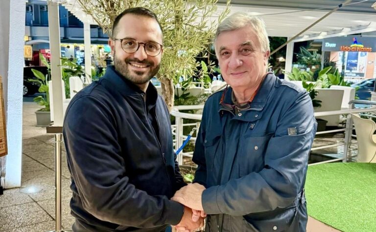 Nasce a Naxos il primo circolo siciliano di Italia del Meridione. In campo il prof. Caudullo Nasce a Naxos il primo circolo siciliano di Italia del Meridione. In campo il prof. Caudullo