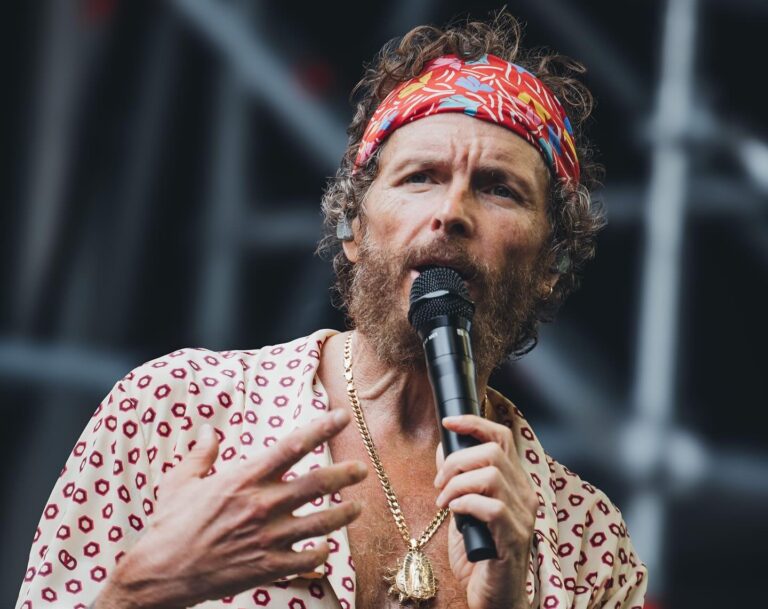 Il ritorno di Jovanotti con il disco “Niuiorcherubini” e il progetto “L’arca di Loré”