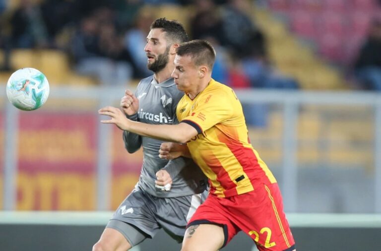 Lecce e Verona non si fanno male, lo scontro salvezza finisce 0-0