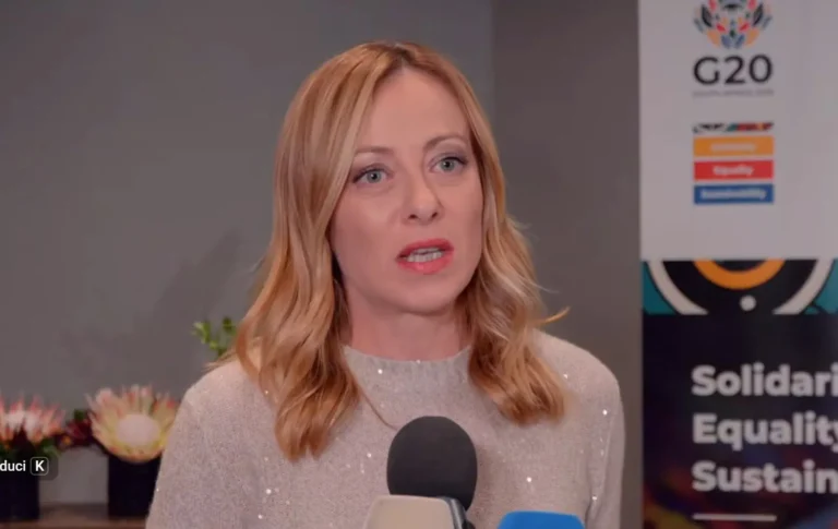 Ucraina, Meloni: “Non credo che il tema sia una controproposta, lavoriamo sul piano Trump”